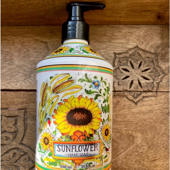 🌻 Sunflower Hand Soap 🧼 in Beautifully Designed Container 🌻Never Used! - Picture 12 of 12
